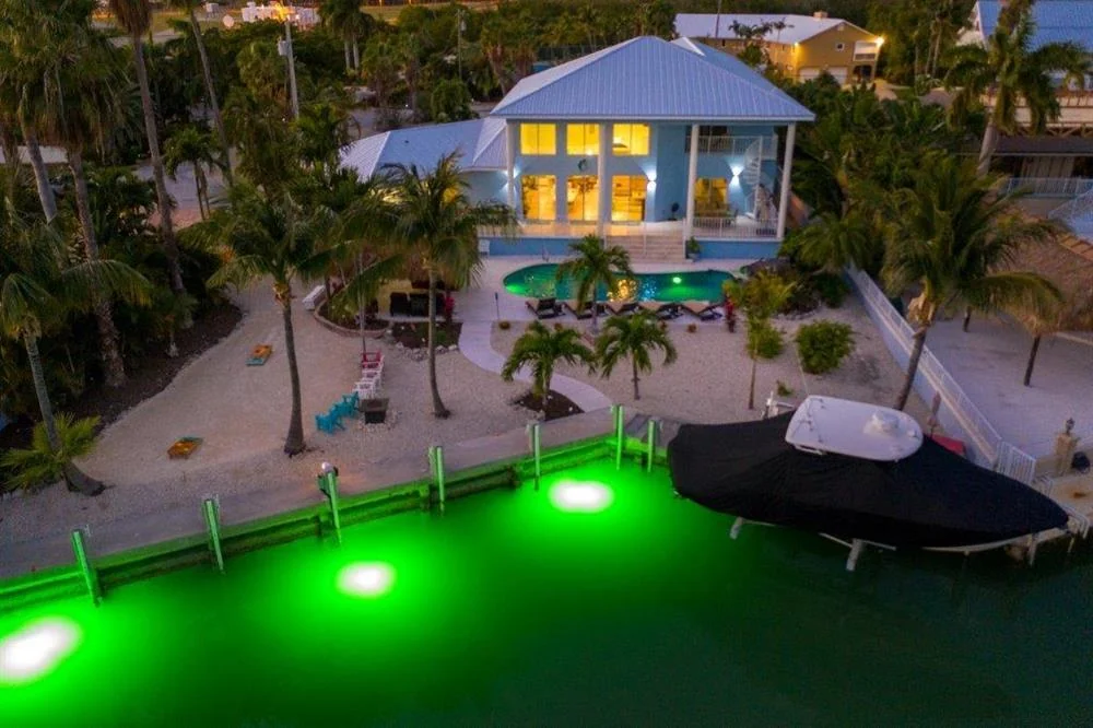 Sombrero Beach Palace — property photo 1